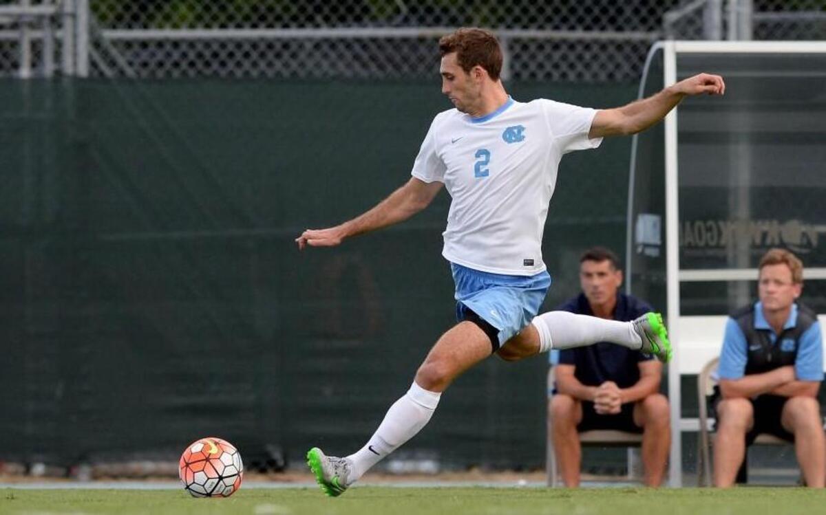 Jonathan Campbell plays for the UNC men’s soccer team vs. Davidson on August 19, 2015.