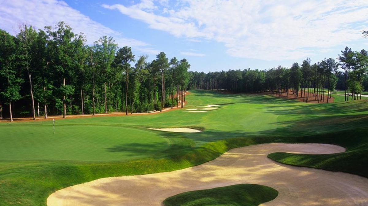 Old Chatham Golf Club is a 7,234 yard, 18-hole championship course set in 400 acres of protected woodlands in a section of the Triangle’s rolling hills northeast of Jordan Lake.