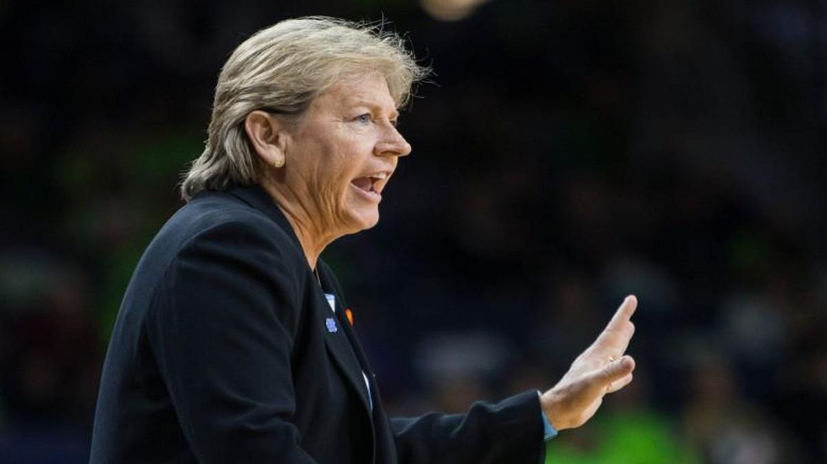 North Carolina coach Sylvia Hatchell talks to players during the first half of an NCAA college basketball game against Notre Dame in South Bend, Ind. on Jan. 10, 2016. Hatchell has been suspended for two games for making contact with an official during a recent loss to Duke and for an NCAA violation. (AP Photo/Robert Franklin, File)