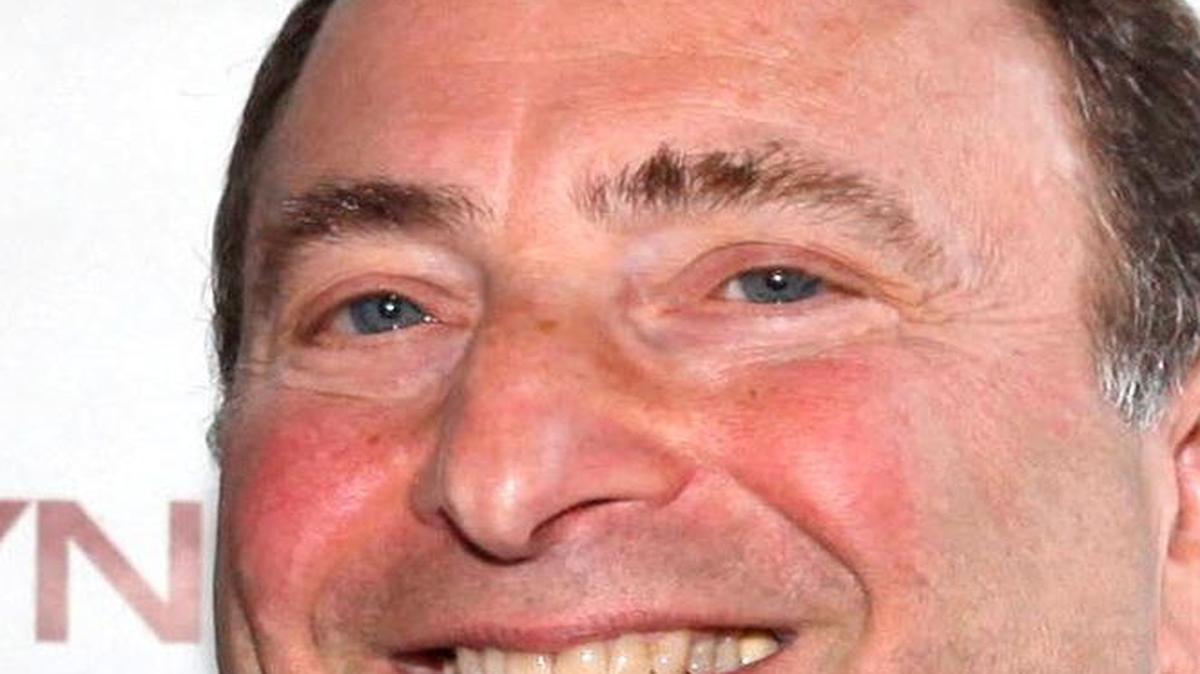 
Gary B. Bettman (R), Commissioner, NHL as he accepts the Vision Award on behalf of Gatorade at the Cynopsis Sports Media Awards on Thursday April 16, 2015 at the New York Athletic Club in New York City.
