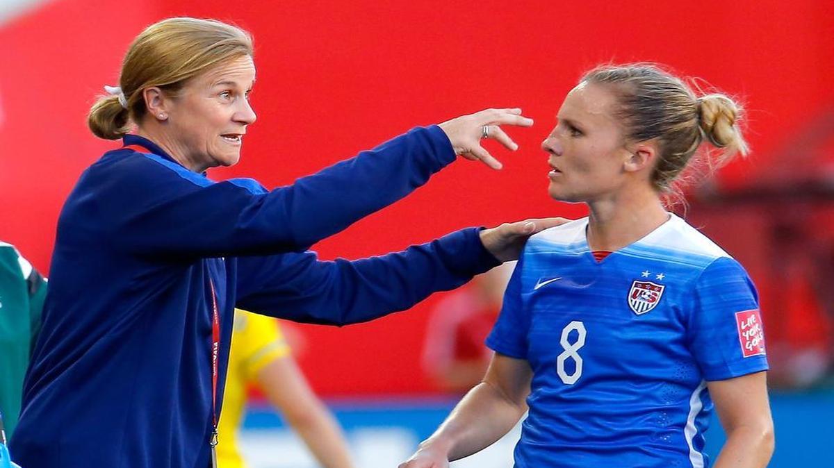 Head coach Jill Ellis of the United States talks with Amy Rodriguez #8 in the second half against Sweden in the FIFA Women’s World Cup Canada 2015 match at Winnipeg Stadium on June 12, 2015 in Winnipeg, Canada.