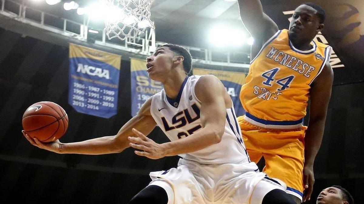LSU forward Ben Simmons (25) goes to the basket against McNeese State forward Austin Lewis (44). Simmons has been widely projected as a top overall pick in the NBA Draft.