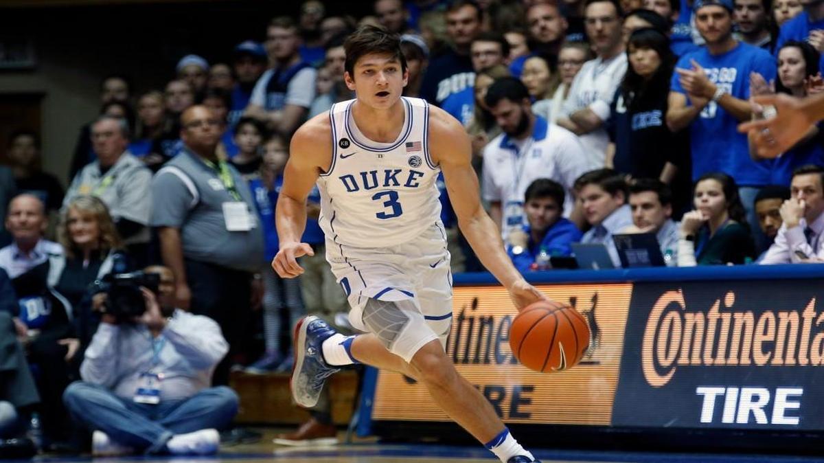 Duke’s Grayson Allen (3) brings the ball up against the Georgia Tech at Cameron Indoor Stadium on Jan. 4, 2017.
